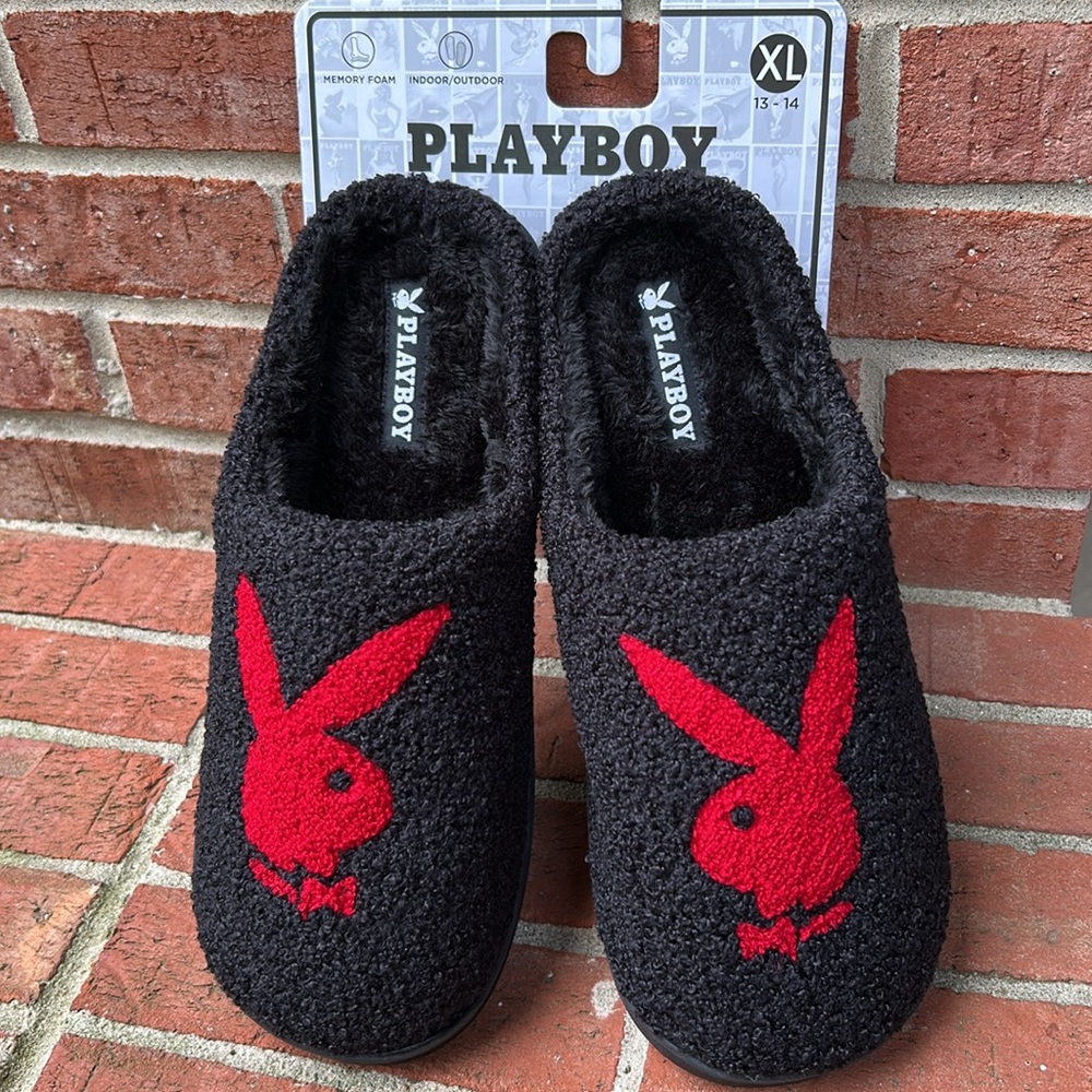 PLAYBOY BUNNY Authentic Black/Red Logo Detailed Memory Foam Men’s Slippers